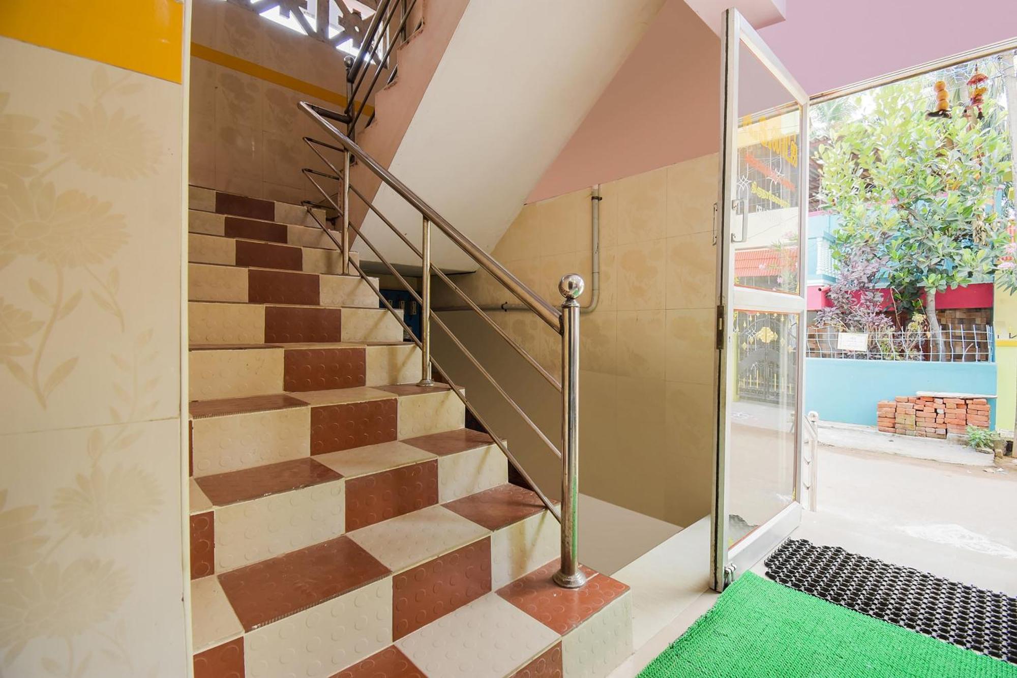 Hotel O K.S.Lodge Tribhuvanam Εξωτερικό φωτογραφία